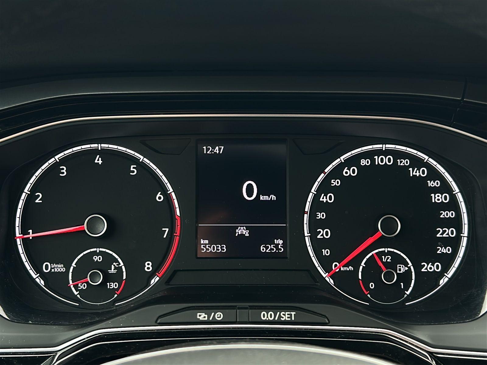 Fahrzeugabbildung Volkswagen Polo TSI Active LED Climatronic ACC PDC SH LM