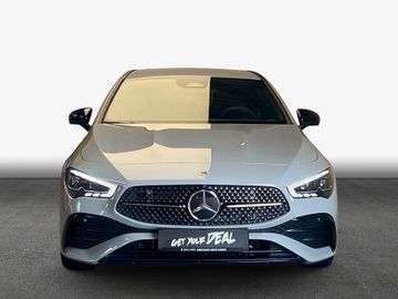 Mercedes CLA 180 Shooting Brake - 3