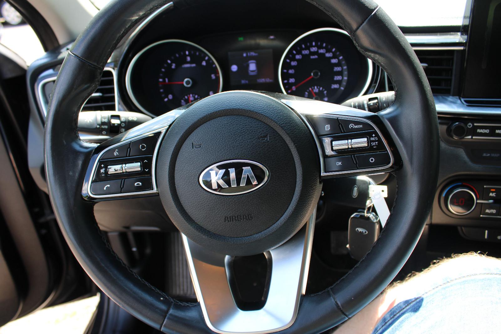 Kia cee'd Sportswagon KLIMAAUTO+SITZ&LENKRADHEIZ+PDC