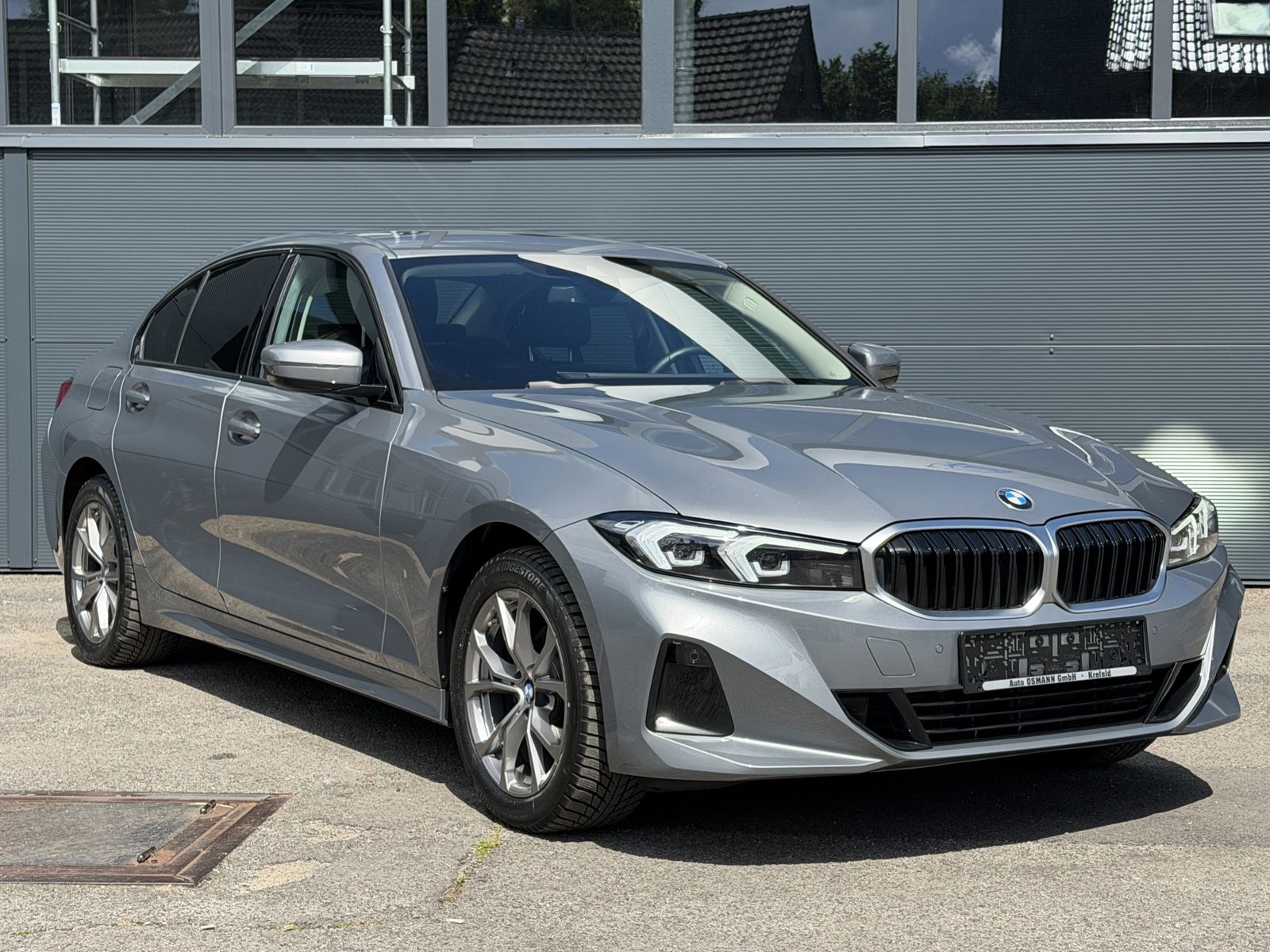 BMW 320 d xDrive | Live Cockpit Plus | Shadow Line foto 5