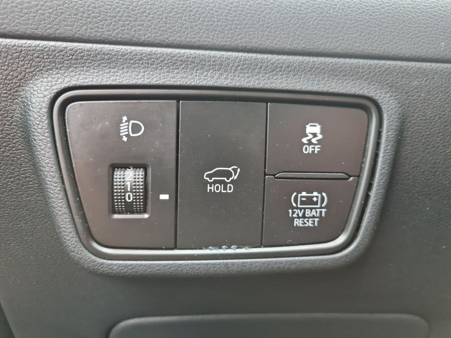 Fahrzeugabbildung Hyundai Tucson Line Hybrid 1.6 T-GDi 230PS 6-AT 2WD N LI