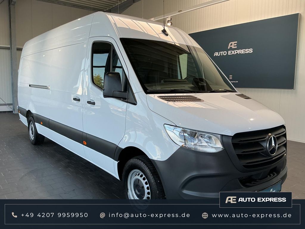 Image of Mercedes-Benz Sprinter