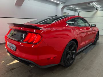 Ford Mustang - 10