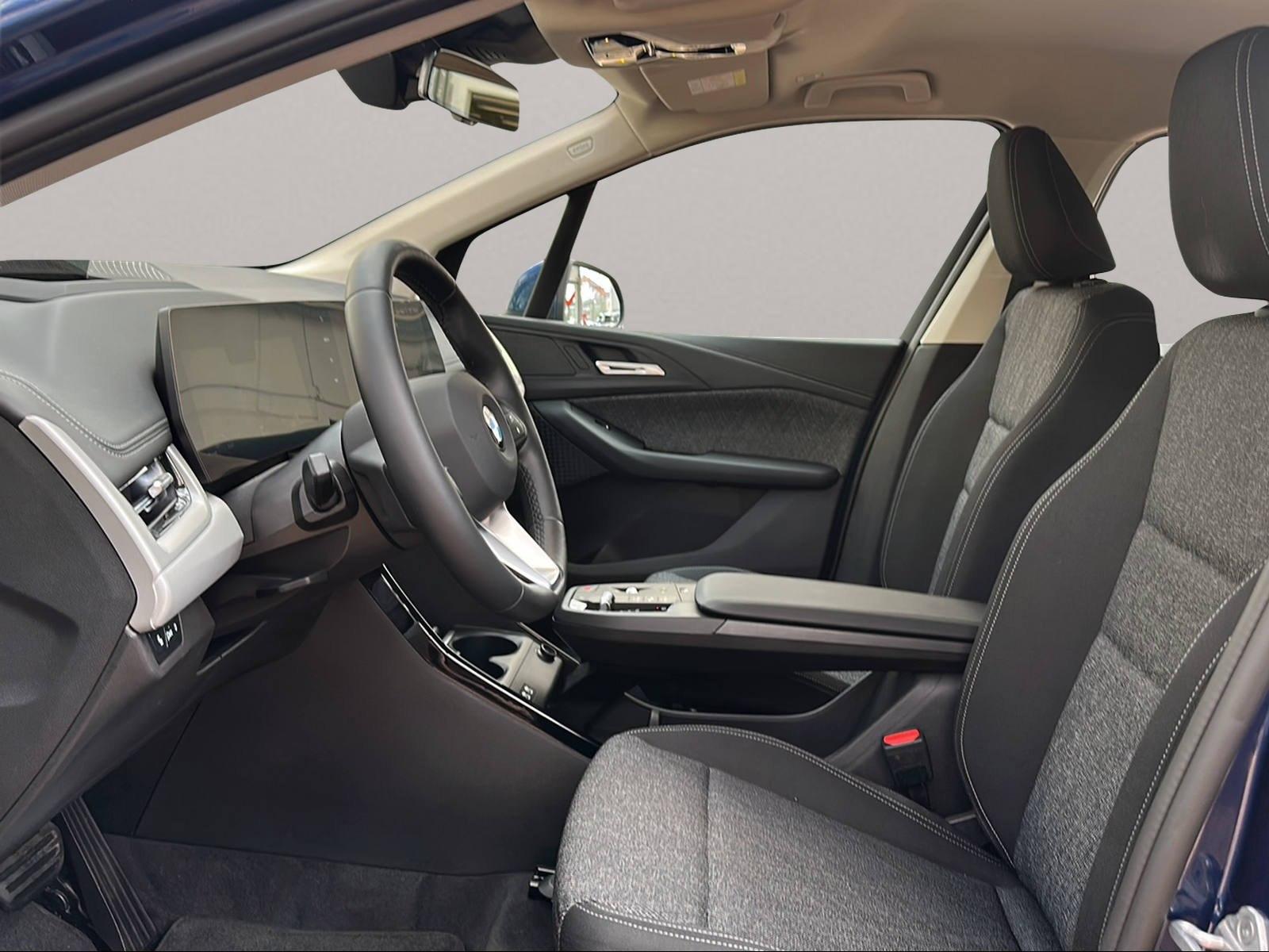 BMW 220i Active Tourer AHK Driv.Assist+ Head-Up LED