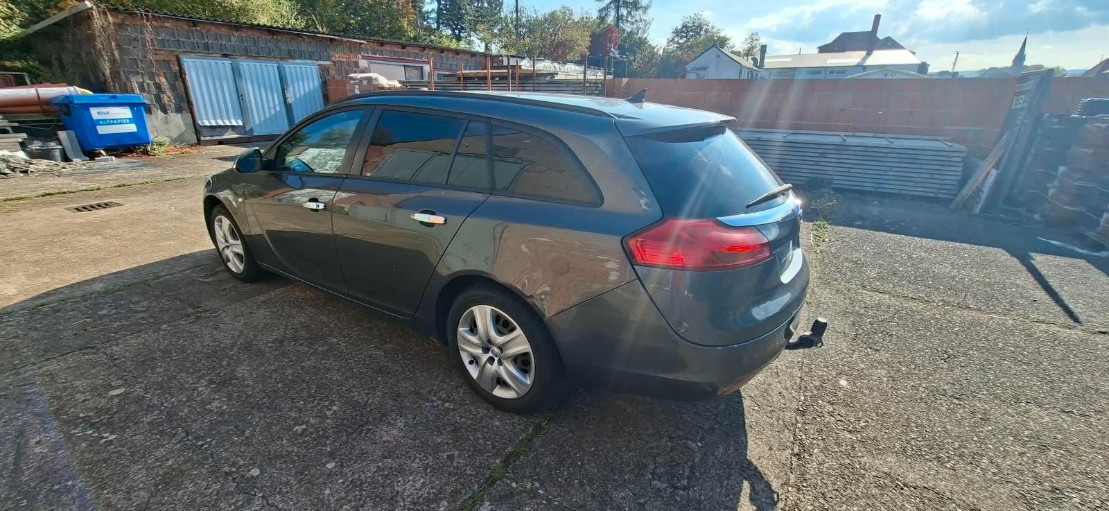 Opel Insignia 2011 — photo 6