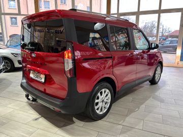 Ford Tourneo Courier Titanium WipaAHK