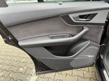 Audi Q7 - 12
