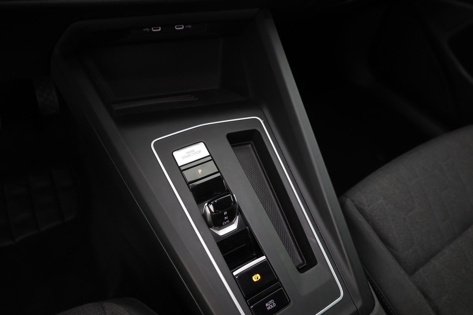 Volkswagen Golf VIII 1.5 eTSI DSG Life LED Virtual Cockpit, миниатюра 13