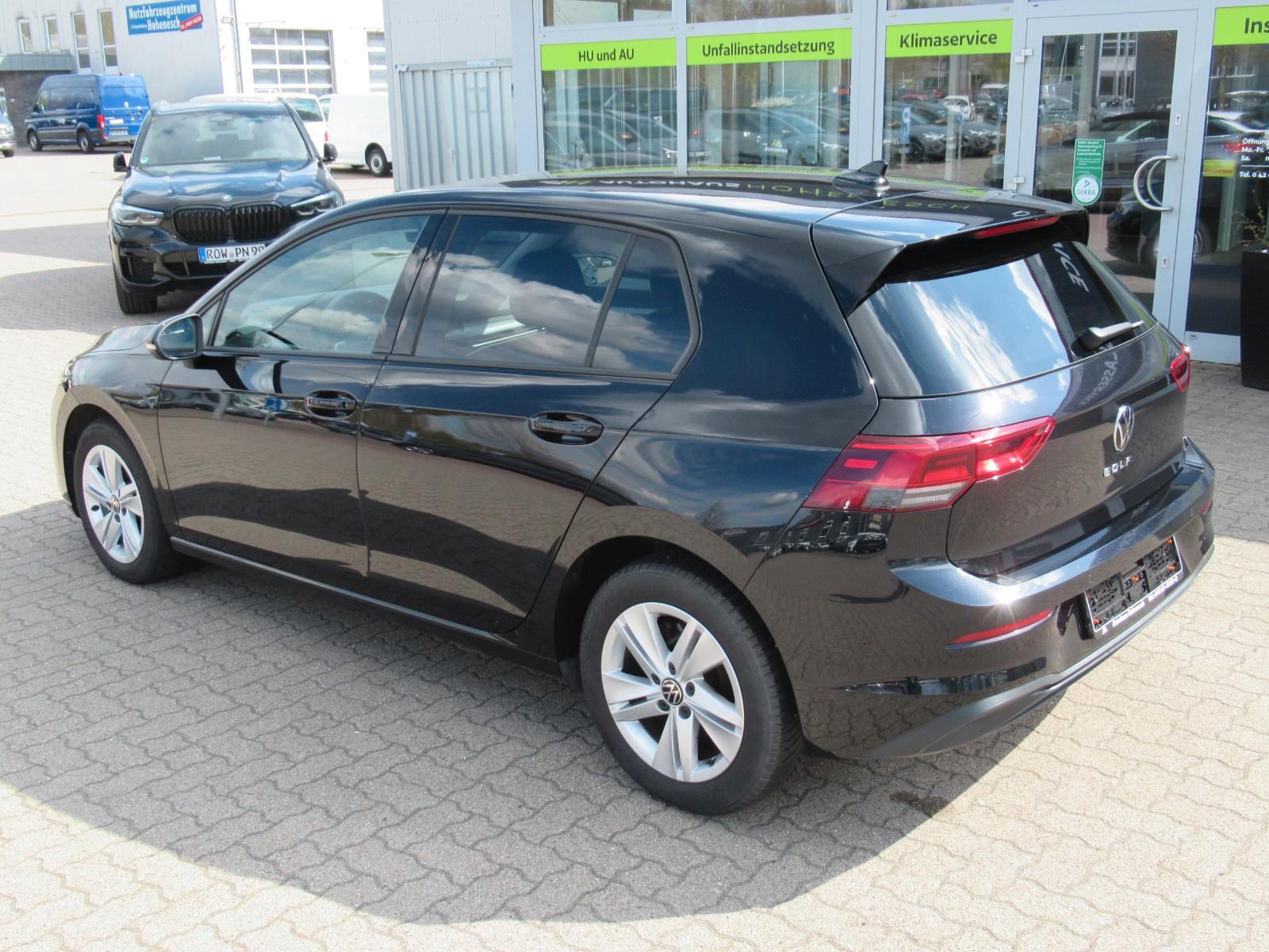 Volkswagen Golf VIII Lim. Life LED Navi SHz