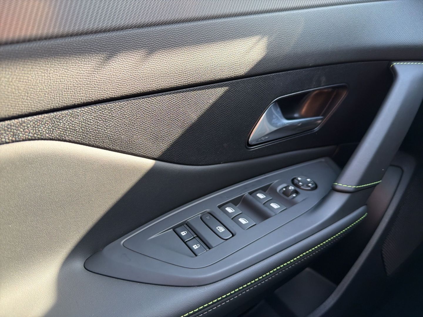 Peugeot 308 - Bild 13