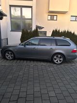 BMW 525d Touring LCI | Kombi | 3.0l Heckantrieb  - BMW 525 aus 2009: 525d