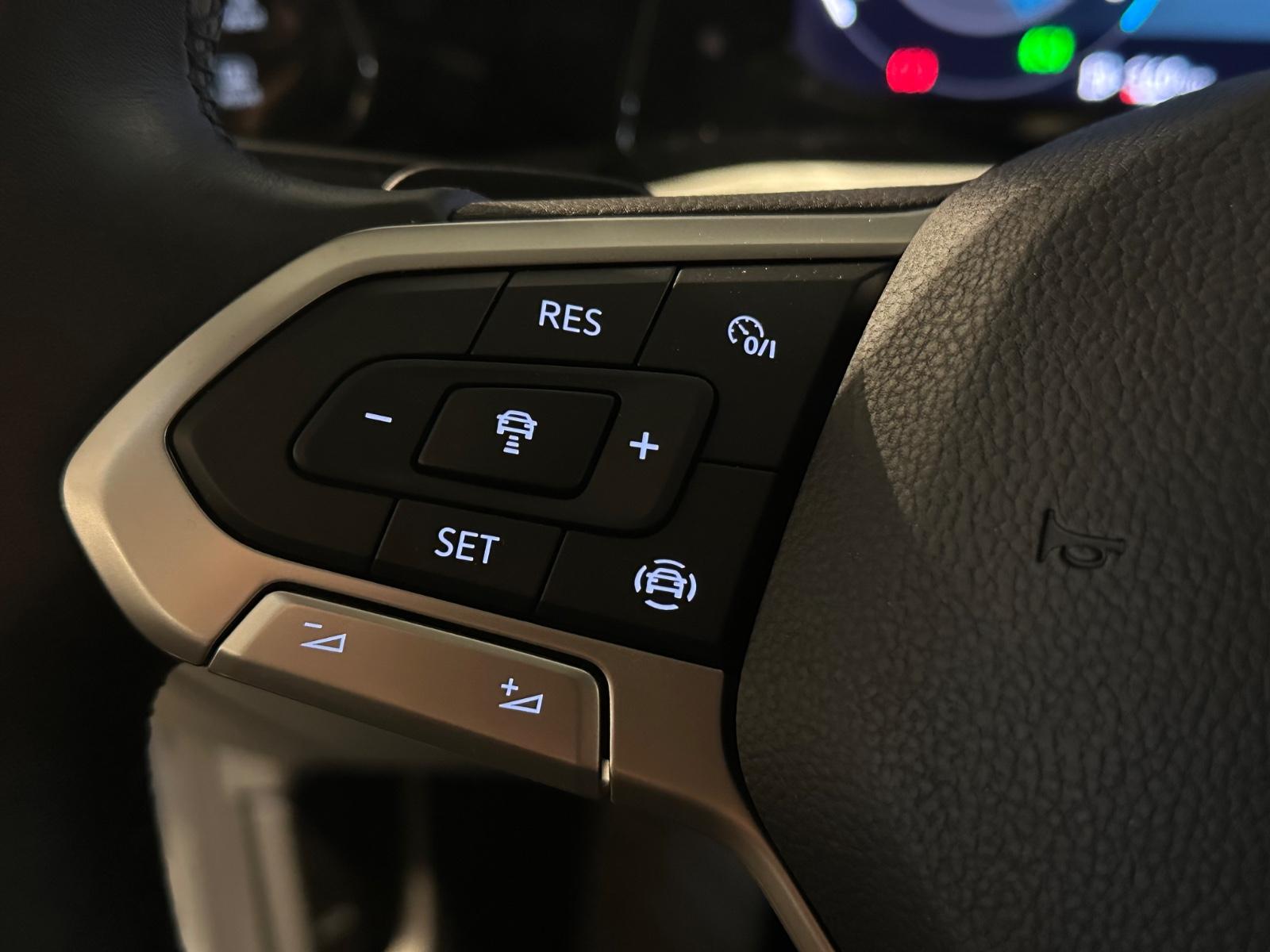 Volkswagen Golf VIII Variant Life eTSI *ACC,LED,Carplay,DSG, миниатюра 23