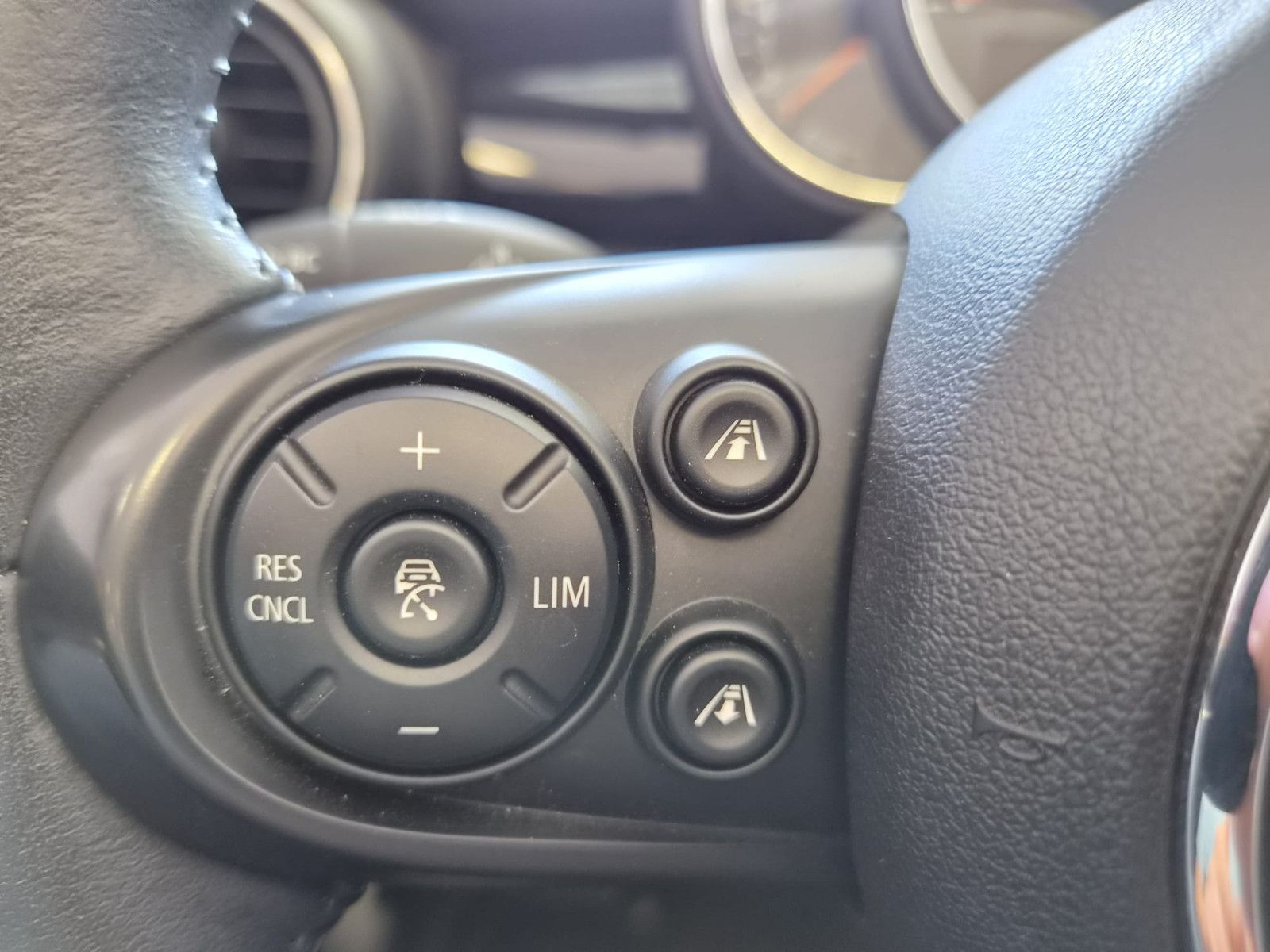 Fahrzeugabbildung MINI Cooper Cabrio,Leder,Navi,Kamera