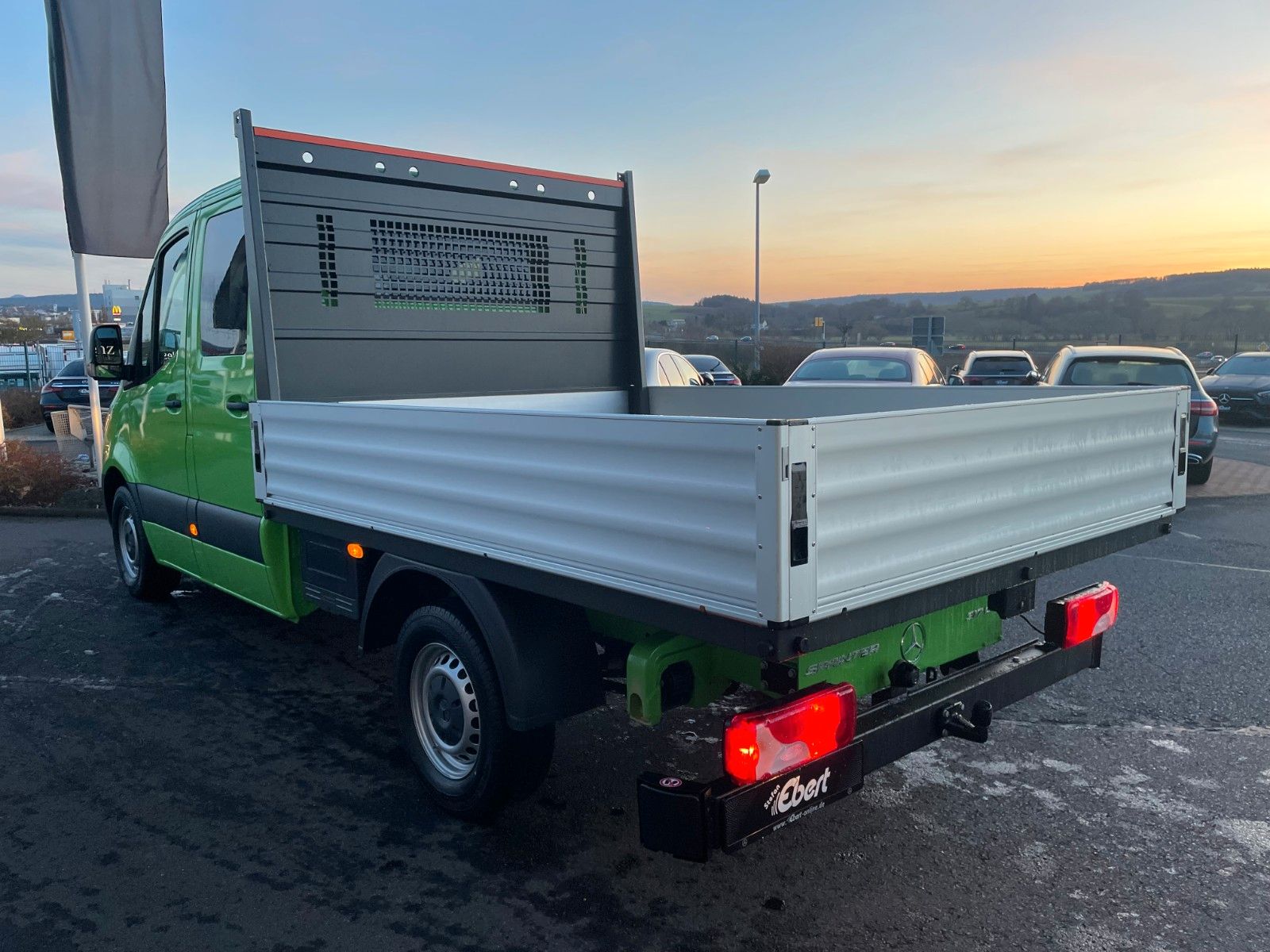 Fahrzeugabbildung Mercedes-Benz Sprinter 317 CDI DoKa 3665 9G Klima AHK3,5to