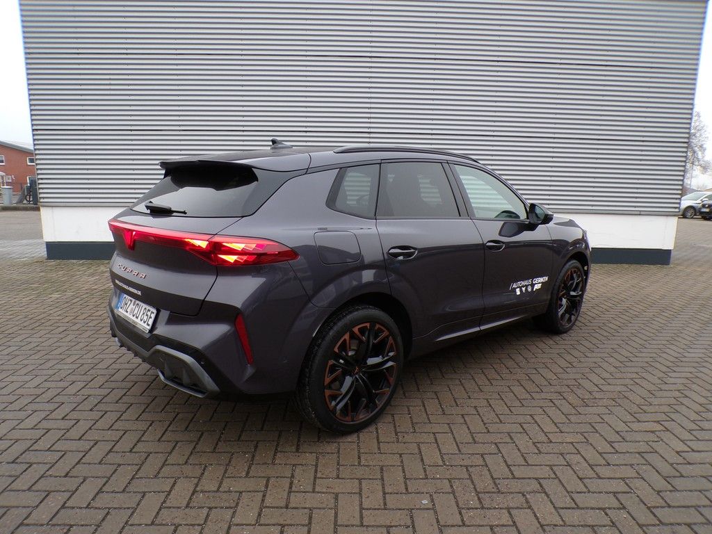 Fahrzeugabbildung CUPRA Terramar 1.5 e-Hybrid VZ DSG