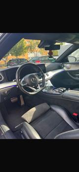 Mercedes-Benz E 220 d AMG/Night/PANO/Widescreen  - Mercedes-Benz E 220 Gebrauchtwagen in Köln