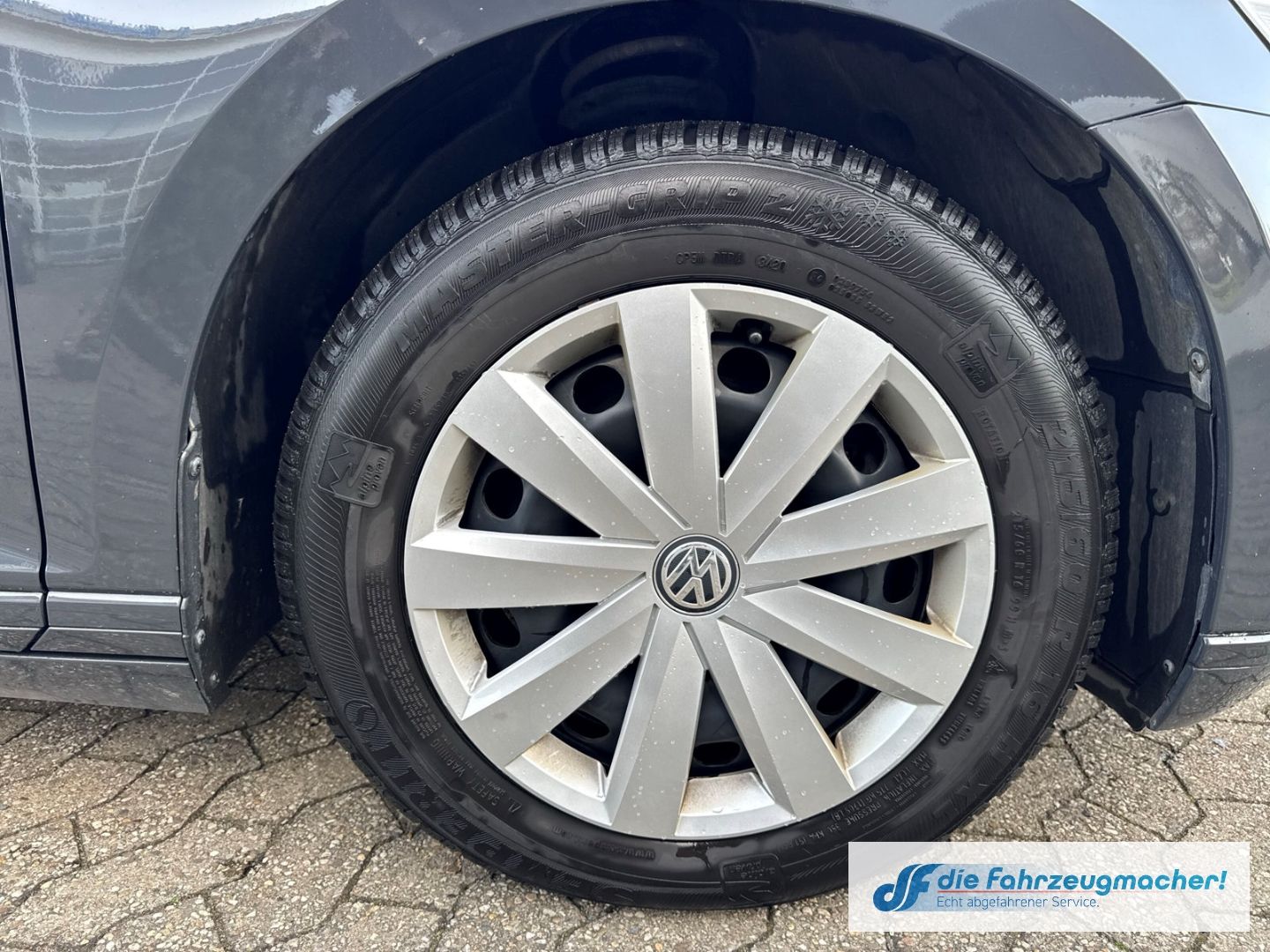 Fahrzeugabbildung Volkswagen Passat Variant Comfortline Start-Stopp *EXPORT