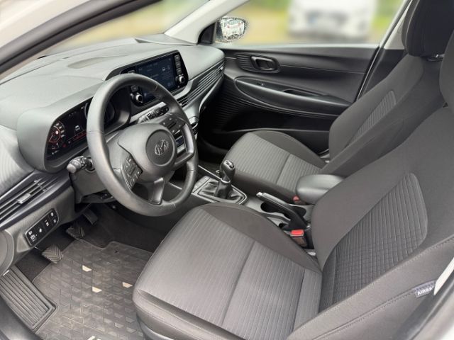 Fahrzeugabbildung Hyundai i20 Essential Komfort 1.0 T-GDI +CARPLAY+TEMPOMA