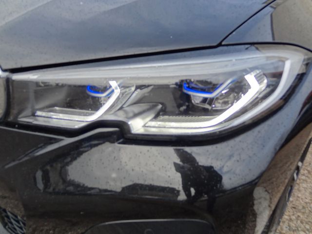 Fahrzeugabbildung BMW 320d xDrive M Sport/1.Hd/Laser/190PS/Navi/Leder