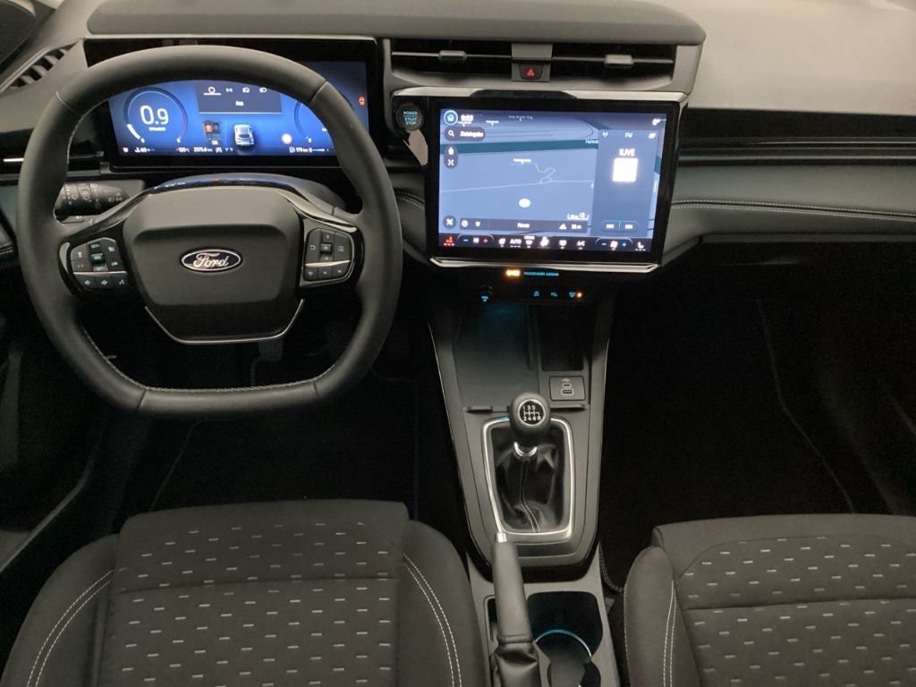 Fahrzeugabbildung Ford Puma Titanium Navi LED ACC El. Heckklappe