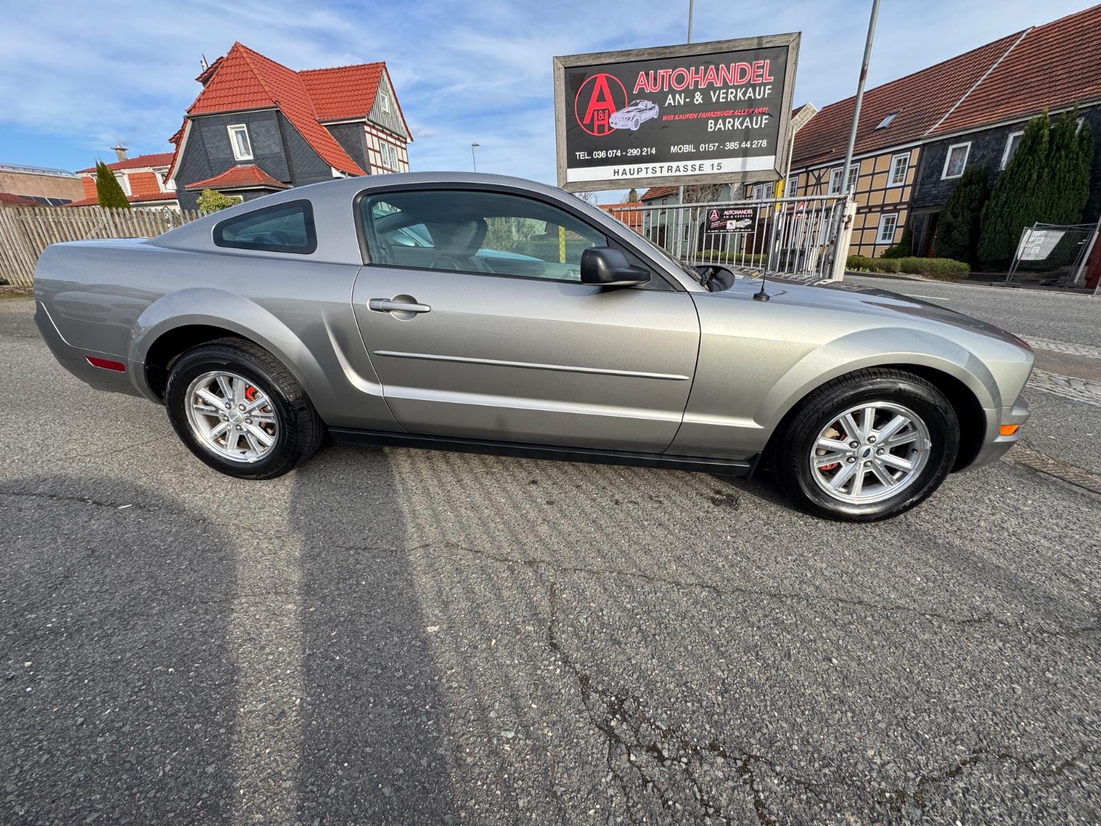 Ford Mustang 5 Coupe V6 205PS KLIMA Tempomat 17200 KM