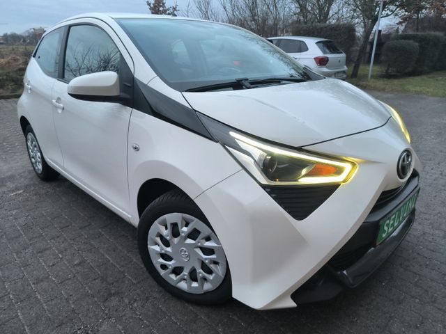 Toyota Aygo AYGO x-play