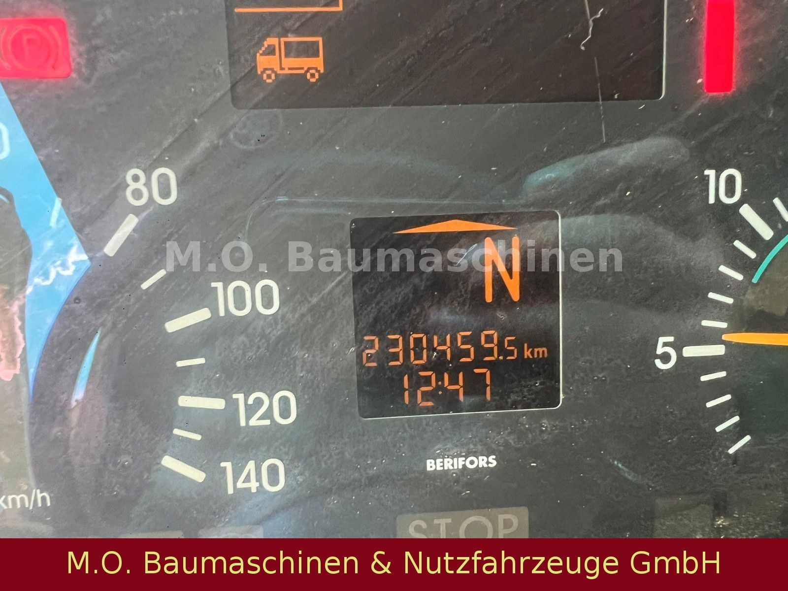 Fahrzeugabbildung Mercedes-Benz Actros 3246 / Saug & Spühlwagen / Kutschke D/NRW