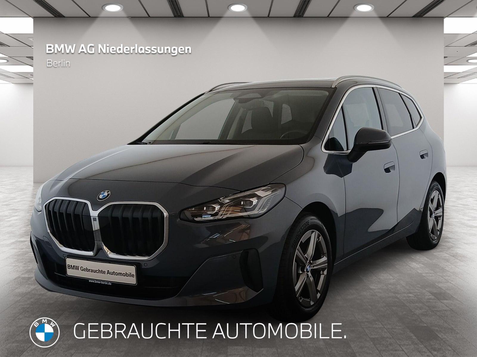 BMW 220i Active Tourer Kamera Pano.Dach Sportsitze