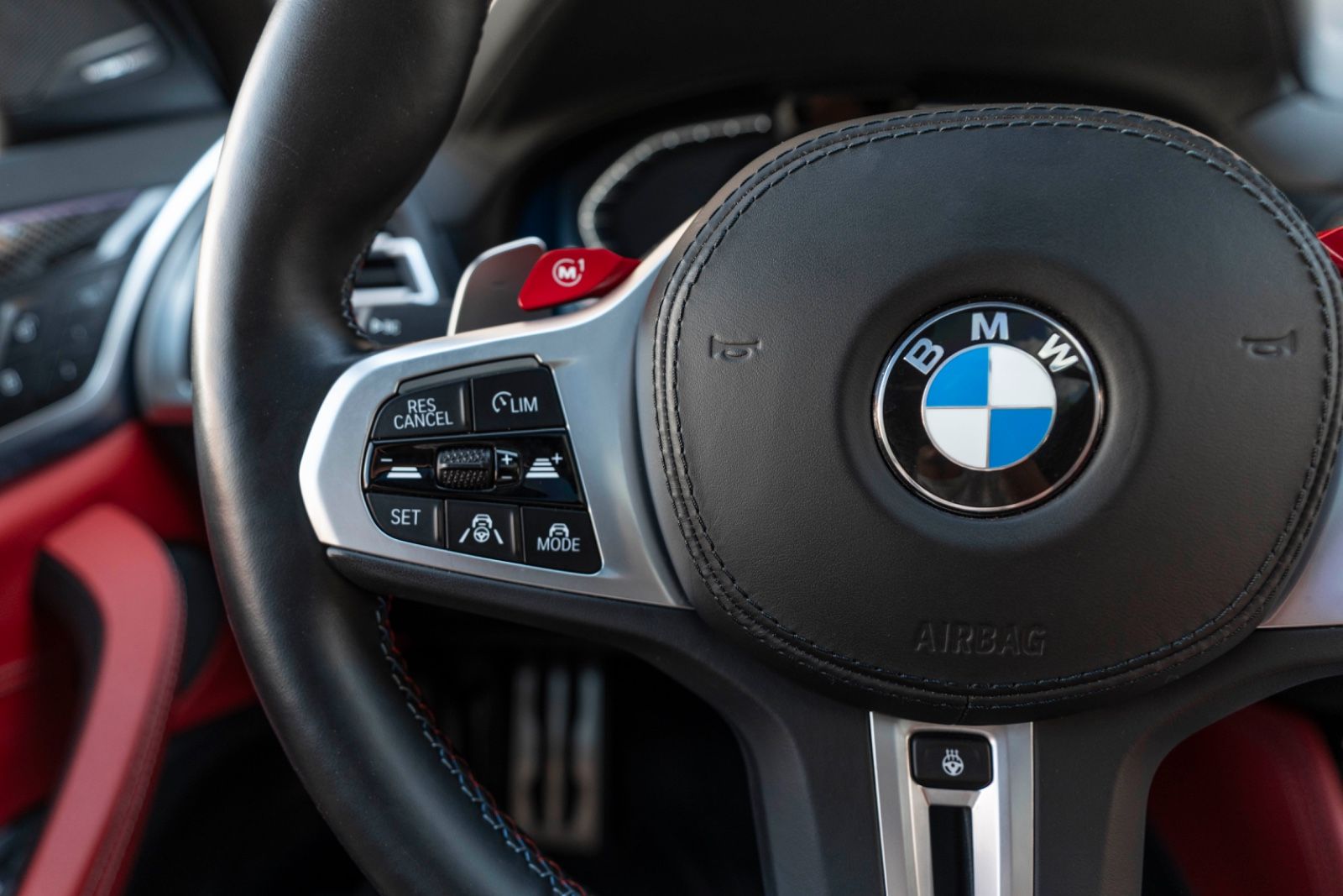 Fahrzeugabbildung BMW X4 M COMPETITION ACC H&K HUD LED 360°