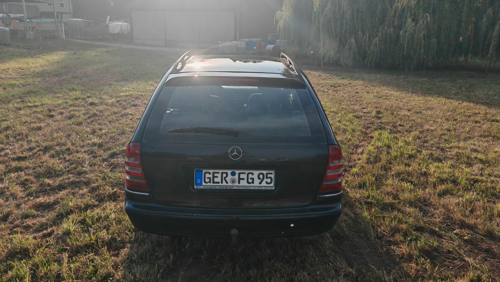Mercedes-Benz C200 2005 — photo 5
