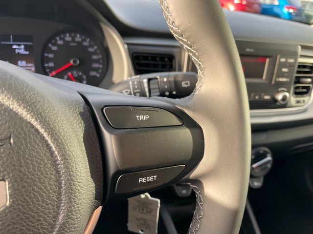 Fahrzeugabbildung Kia Rio Comfort PDC, DAB, Bluetooth, Lichtsensor