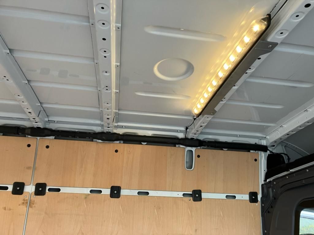 Fahrzeugabbildung Mercedes-Benz Sprinter 317 CDI *Navi*AHK*SpurW*LED*Kam.*KlimaA