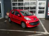 Peugeot 107 1.0 Filou 70 - Peugeot 107: Automatik