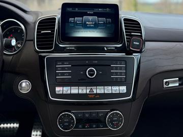2016 Mercedes-BENZ GLS — фото 10