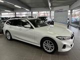 BMW 320 d xDrive Touring AHK+Driving Assistant+uvm.