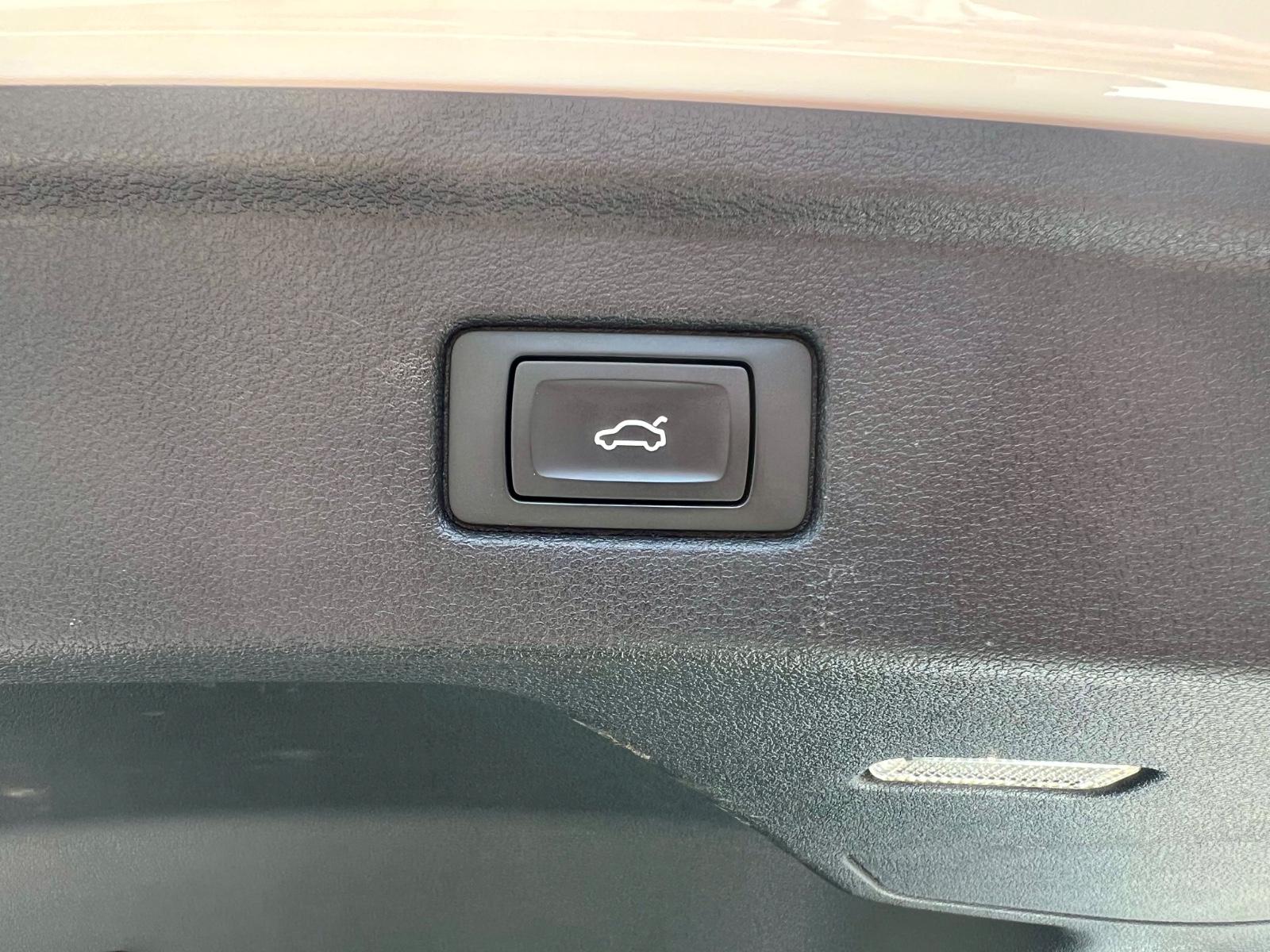 Audi A5 Sportback 40TFSI S-Line /Digit.Cockpit/Scheck