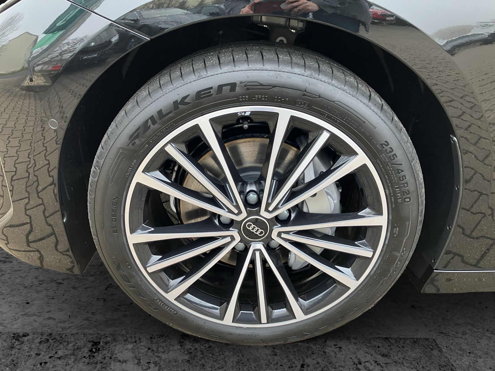 Fahrzeugabbildung Audi A6 e-tron Avant performance 270 kW