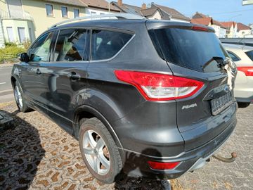 Ford Kuga - 4
