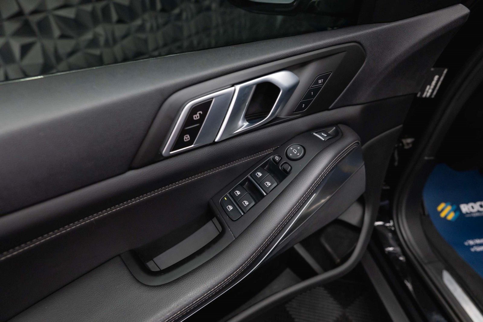Fahrzeugabbildung BMW X5 xDrive 30d Sport Shadow | ACC | LED | Live CP