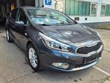 Kia cee'd / Ceed FIFA World Cup Edition - gebrauchte Kia cee'd / Ceed aus dem Jahr 2014