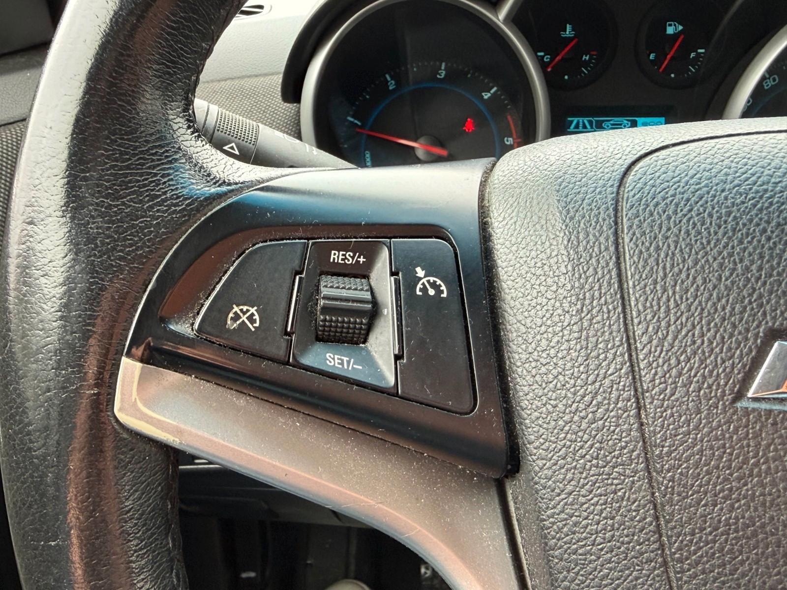 Chevrolet Cruze 2013 — photo 14