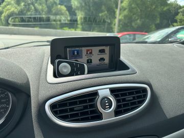 Bild 12 Renault Clio III Edition Dynamique