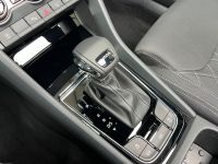 SKODA Karoq 1.5 TSI DSG Sportline PANO KAM AHK 4JGAR bei Autohaus Landmann & Maier OHG