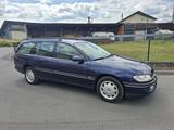 Opel Omega 2.0 16 v TÜV neu - Opel Omega: 0