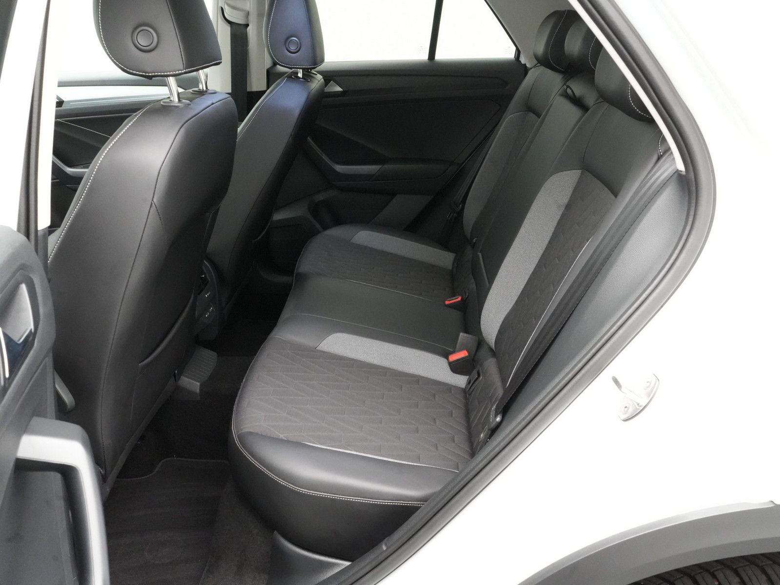 Volkswagen T-Roc - Bild 14