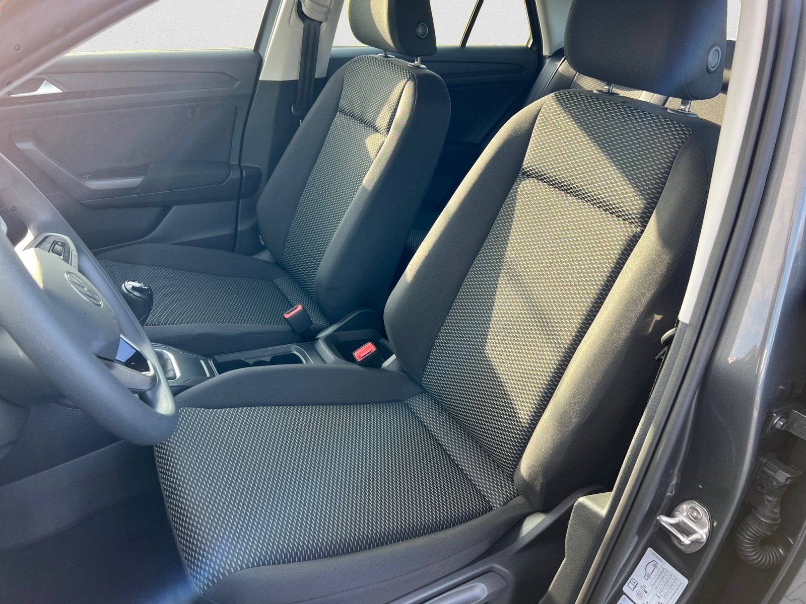 Volkswagen T-Roc - Bild 8