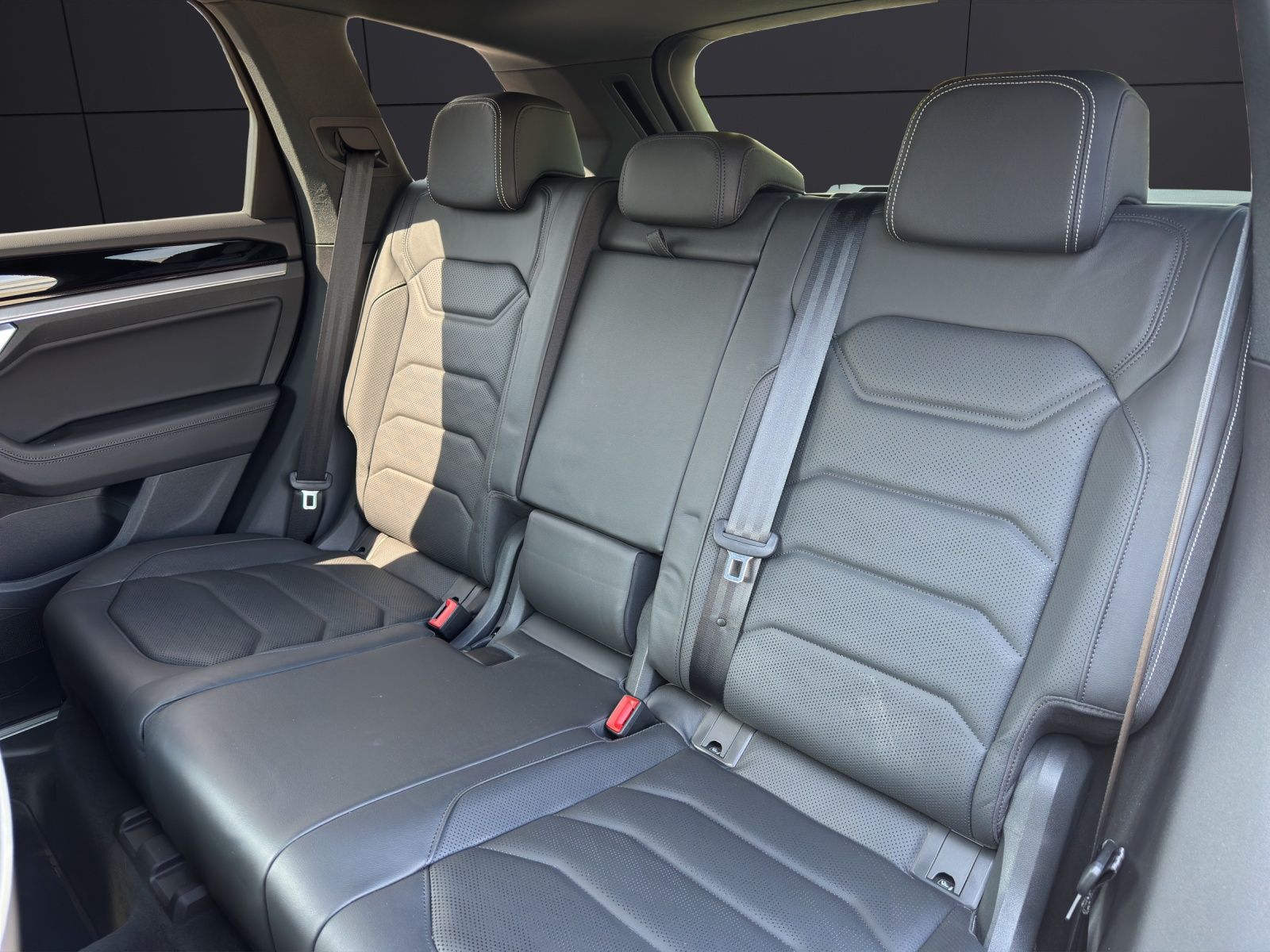 Fahrzeugabbildung Volkswagen Touareg Elegance TDI 4M MATRIX Luft AHK Standhzg