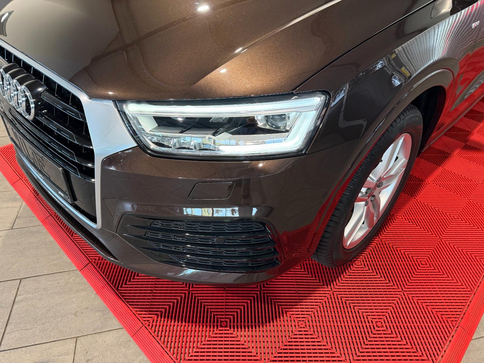 Audi Q3  S Line Sport  LED AHK  Navi