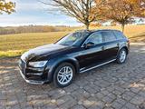 Audi A4 Allroad 2.0 TDI quattro - - Audi A4 Allroad mit Diesel-Antrieb: Kombi, Schaltgetriebe