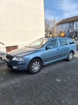 Skoda Octavia 1.6 Classic Combi Classic - Skoda Octavia: Classic